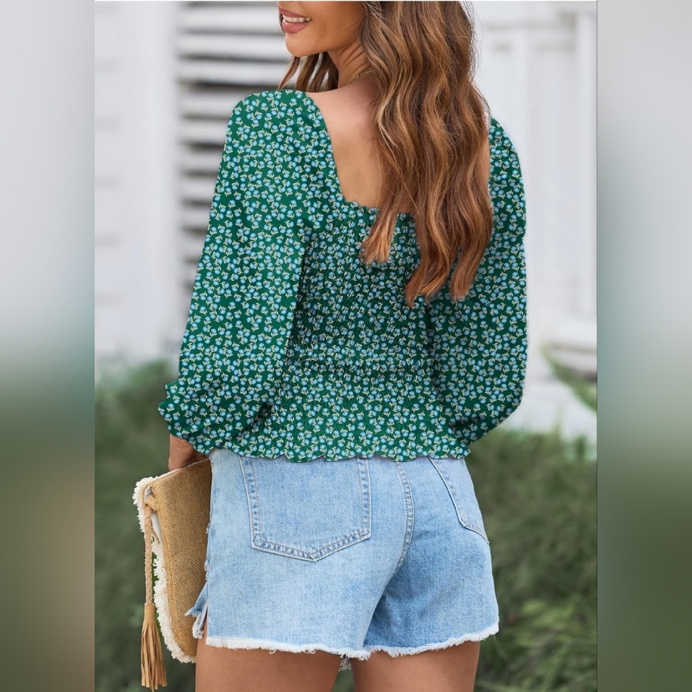 Floral green top - Picture 2 of 2